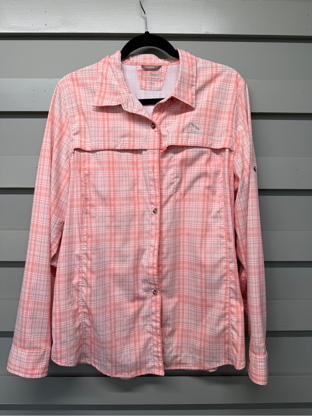 L.L. Bean Women's Pink Plaid Sunblocker Button Up long sleeve shirt